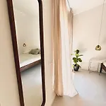 Paradise Apartment *