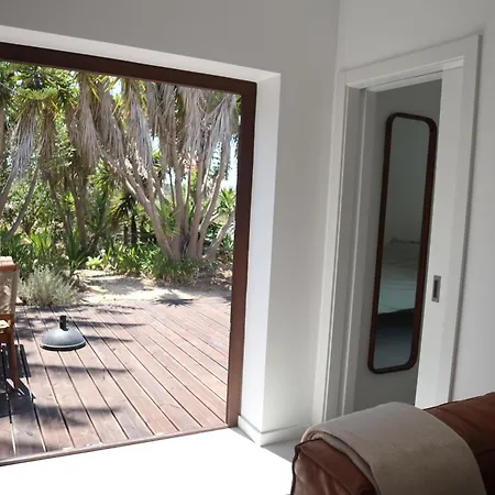 Paradise Apartment *