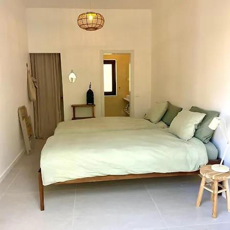 Apartment Paradise *